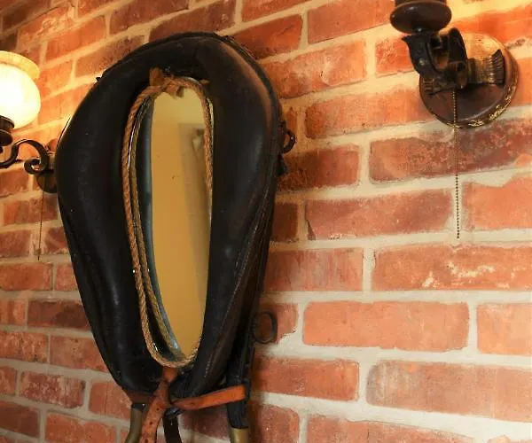 Semesterbostad Dom Na Szumiacych Drzew Debina (Ustka)