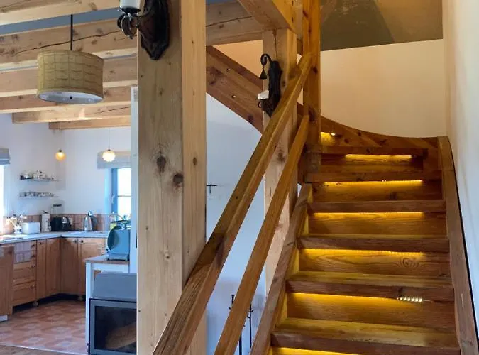 Semesterbostad Dom Na Szumiacych Drzew