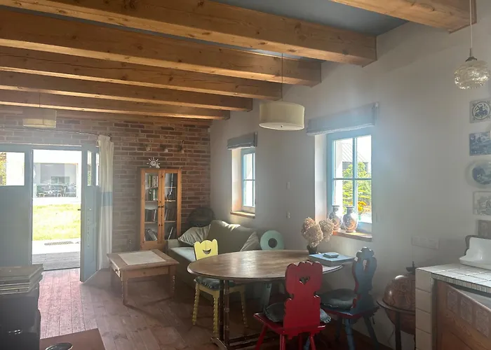 Dom Na Szumiacych Drzew Debina (Ustka)